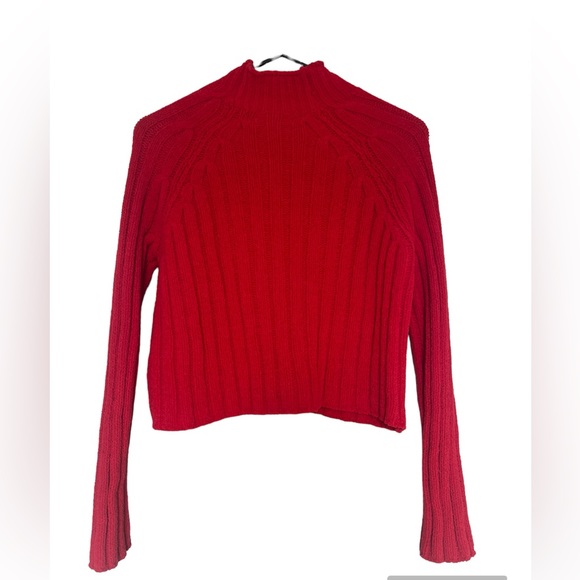 American eagle red crop sweater - Picture 2 of 3